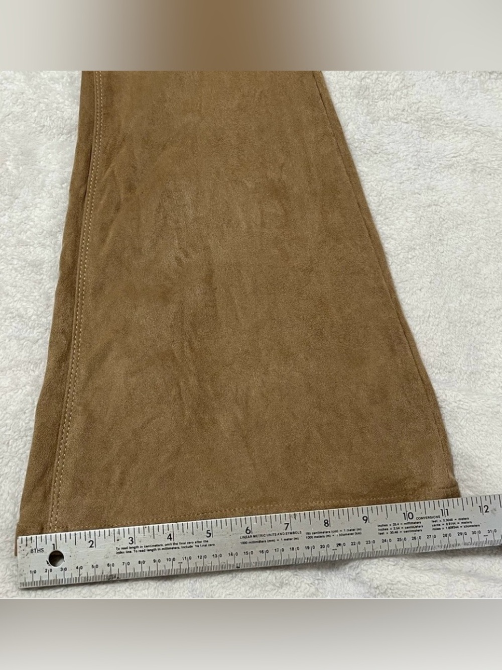 NWT Express Bell Flare Faux Suede Pants Camel Size 8R Western
Boho Y2K - Picture 7 of 13